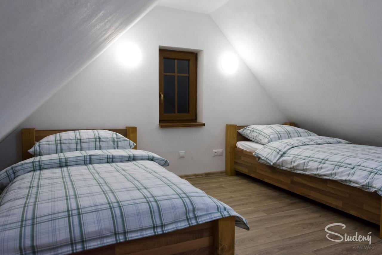 Apartmany Studeny Kunratice  Eksteriør billede